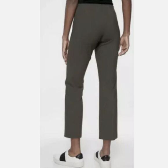 Athleta Medium Mercurial Crop Flare Pants 405530 Arbor Olive Green - Picture 2 of 11
